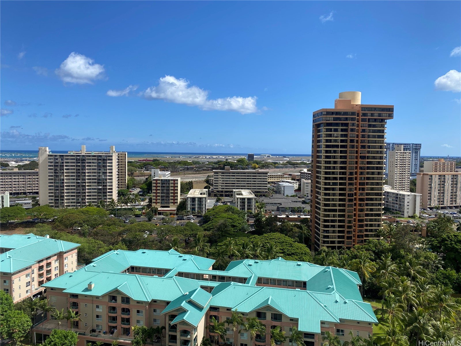 Country Club Village 5 Condominium