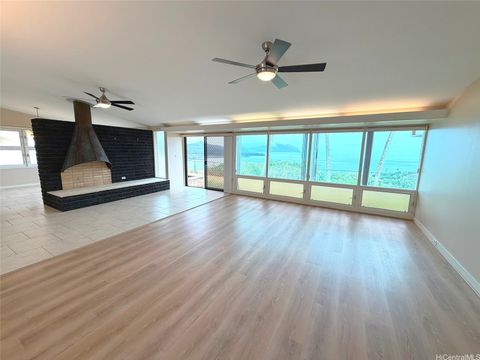 Photo of 45-185 Lilipuna Road #D, Kaneohe, HI 96744 (MLS # 202528585)