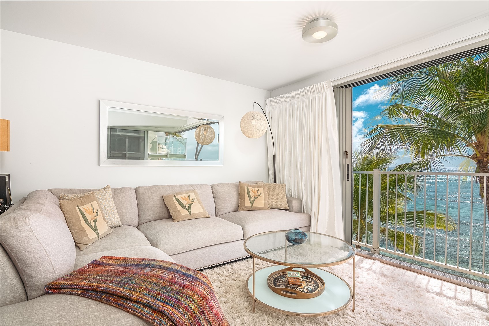 3015 Kalakaua Avenue 402