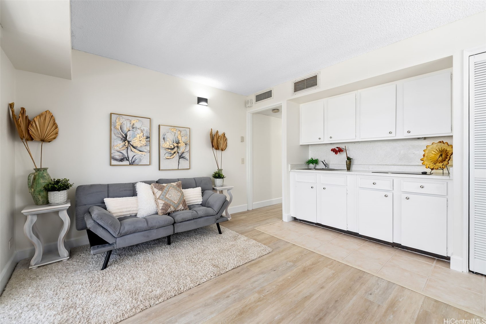 2440 Kuhio Avenue 1101