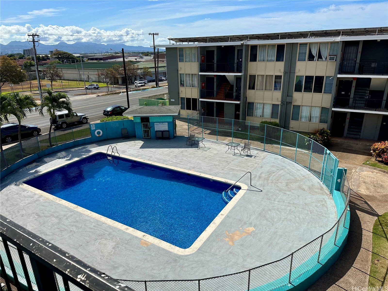Leolua Regent Condominium