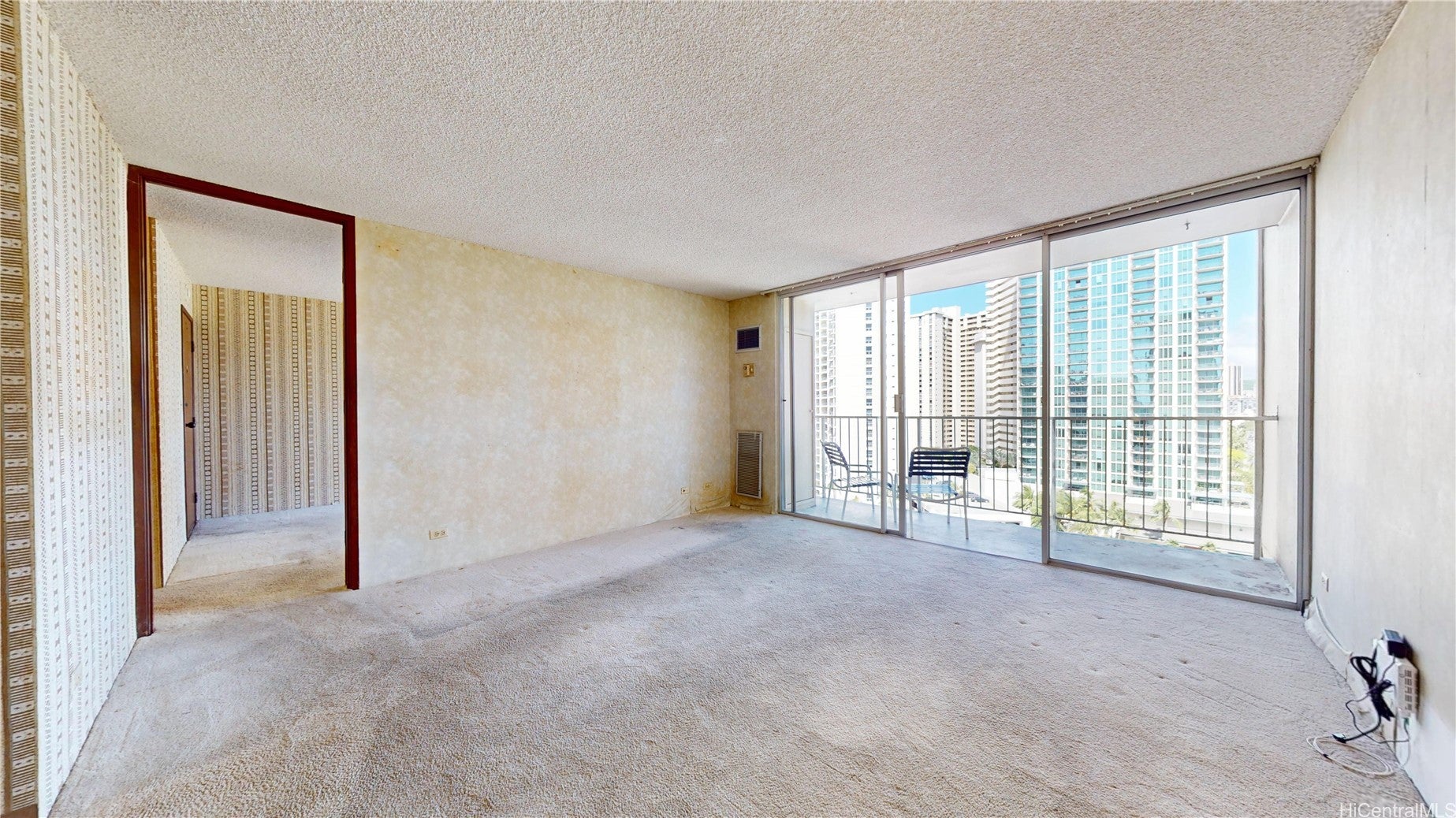1925 Kalakaua Avenue 1504