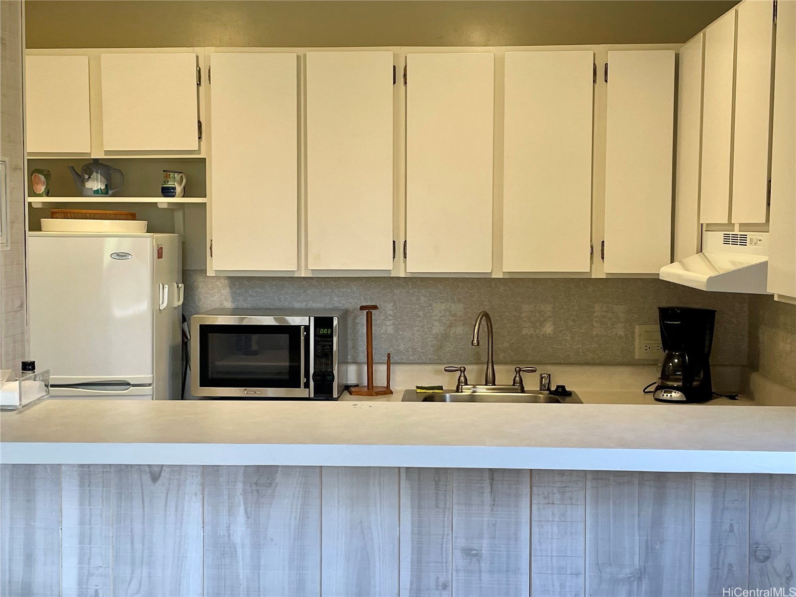 2140 Kuhio Avenue 509