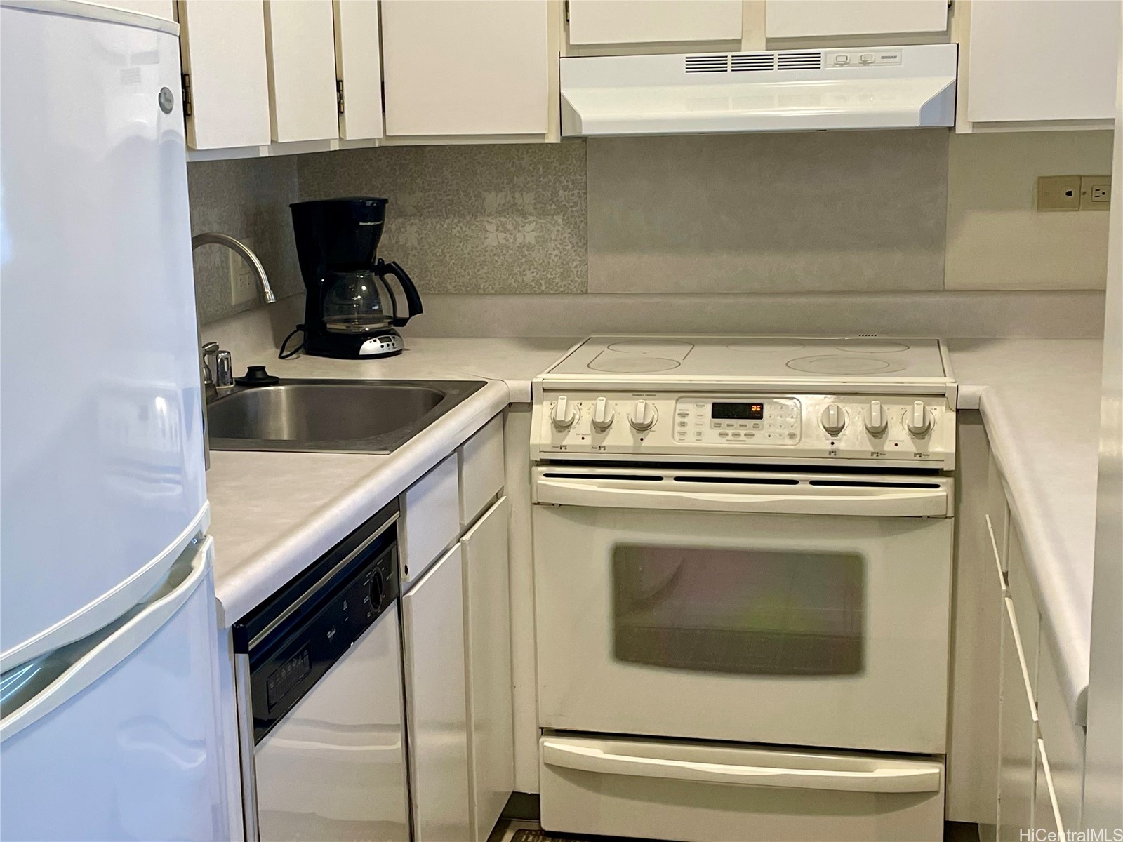 2140 Kuhio Avenue 509