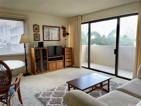 2140 Kuhio Avenue 509 Honolulu HI 96815