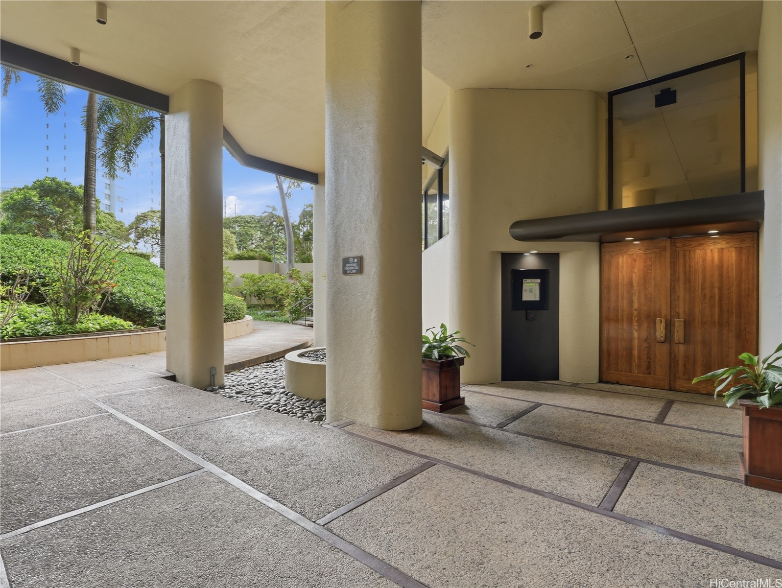 60 N Beretania Street 3010