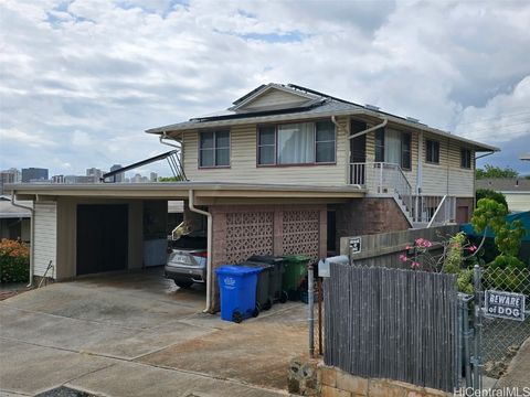 3332 Esther Street Honolulu HI 96815