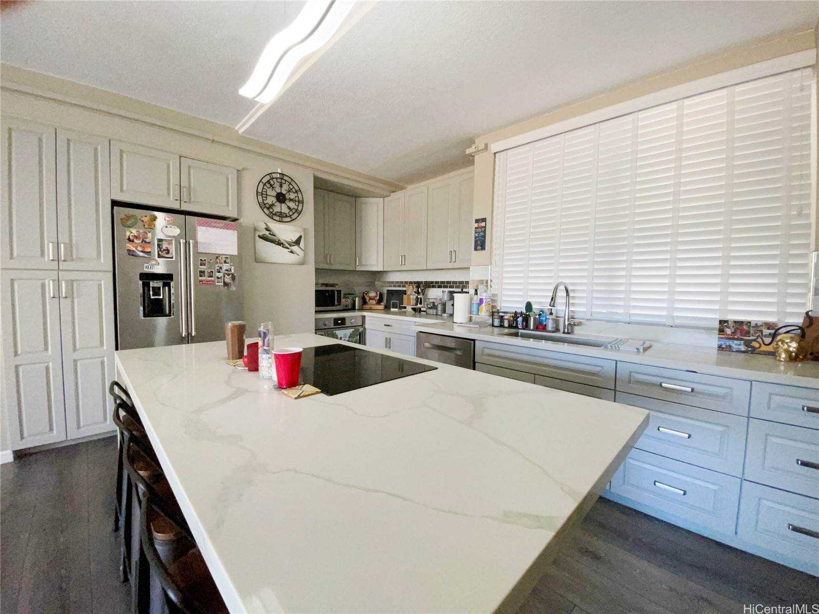 2333 Kapiolani Boulevard 208