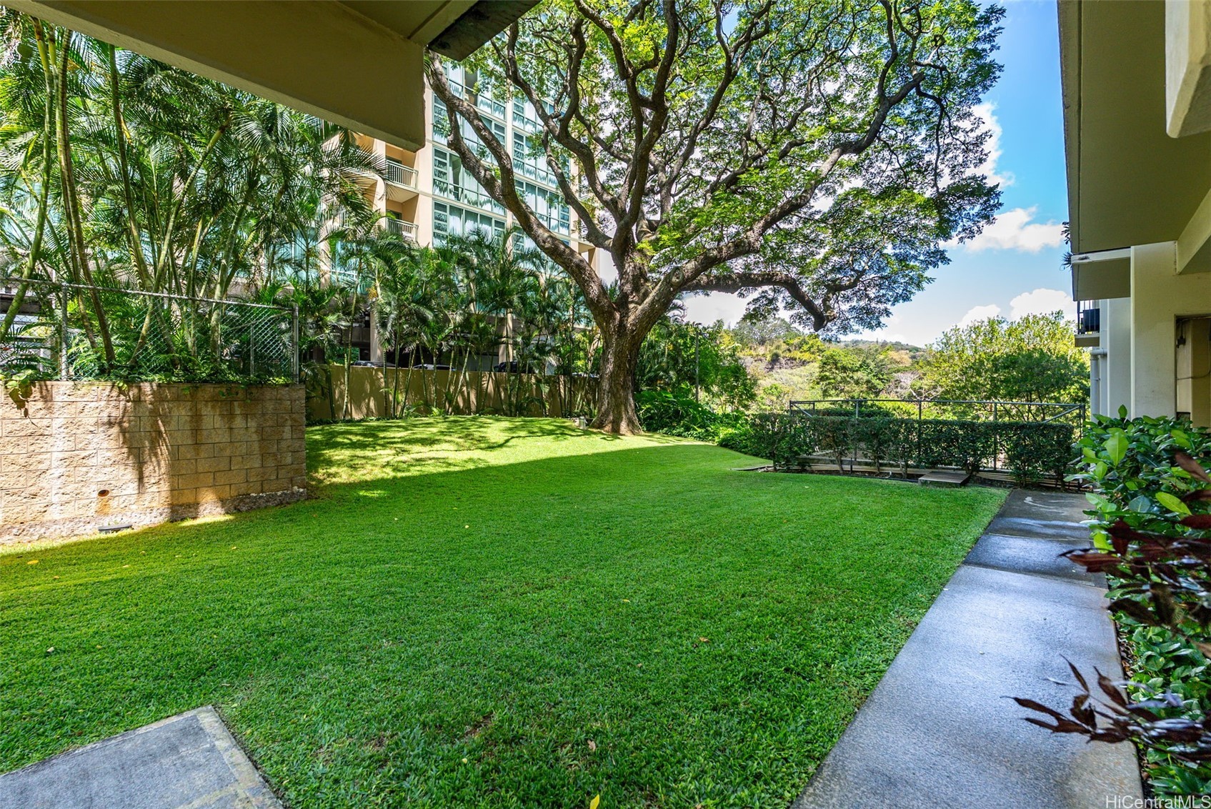 21 Craigside Place 8D