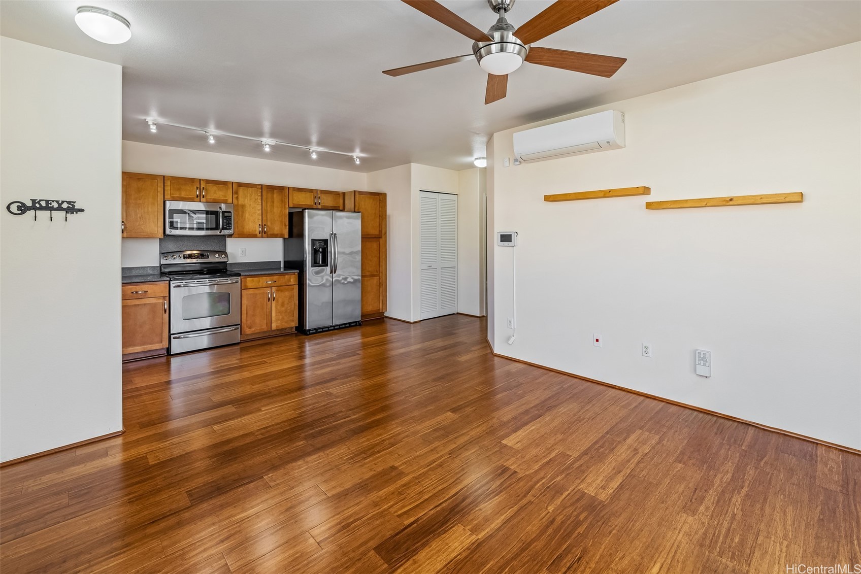 1122 Kukulu Street 1606