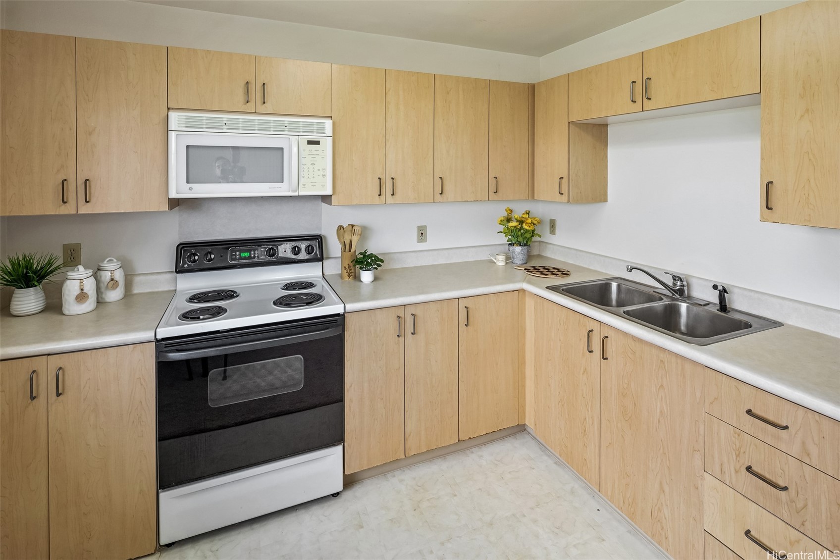 95-1039 Kaapeha Street 238