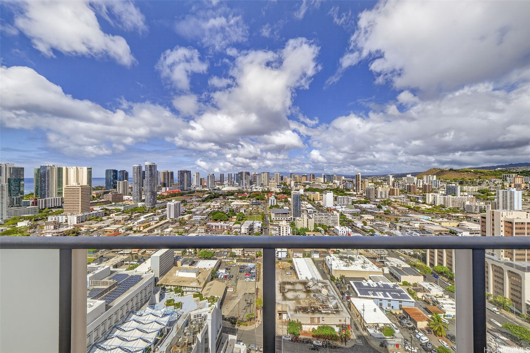 1515 Liona Street 3302