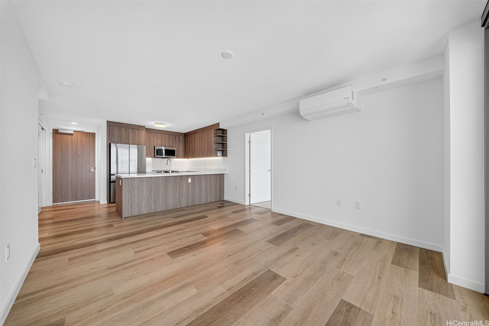 1515 Liona Street 3302