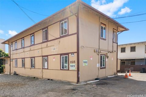 1125 Hassinger Street Honolulu HI 96822