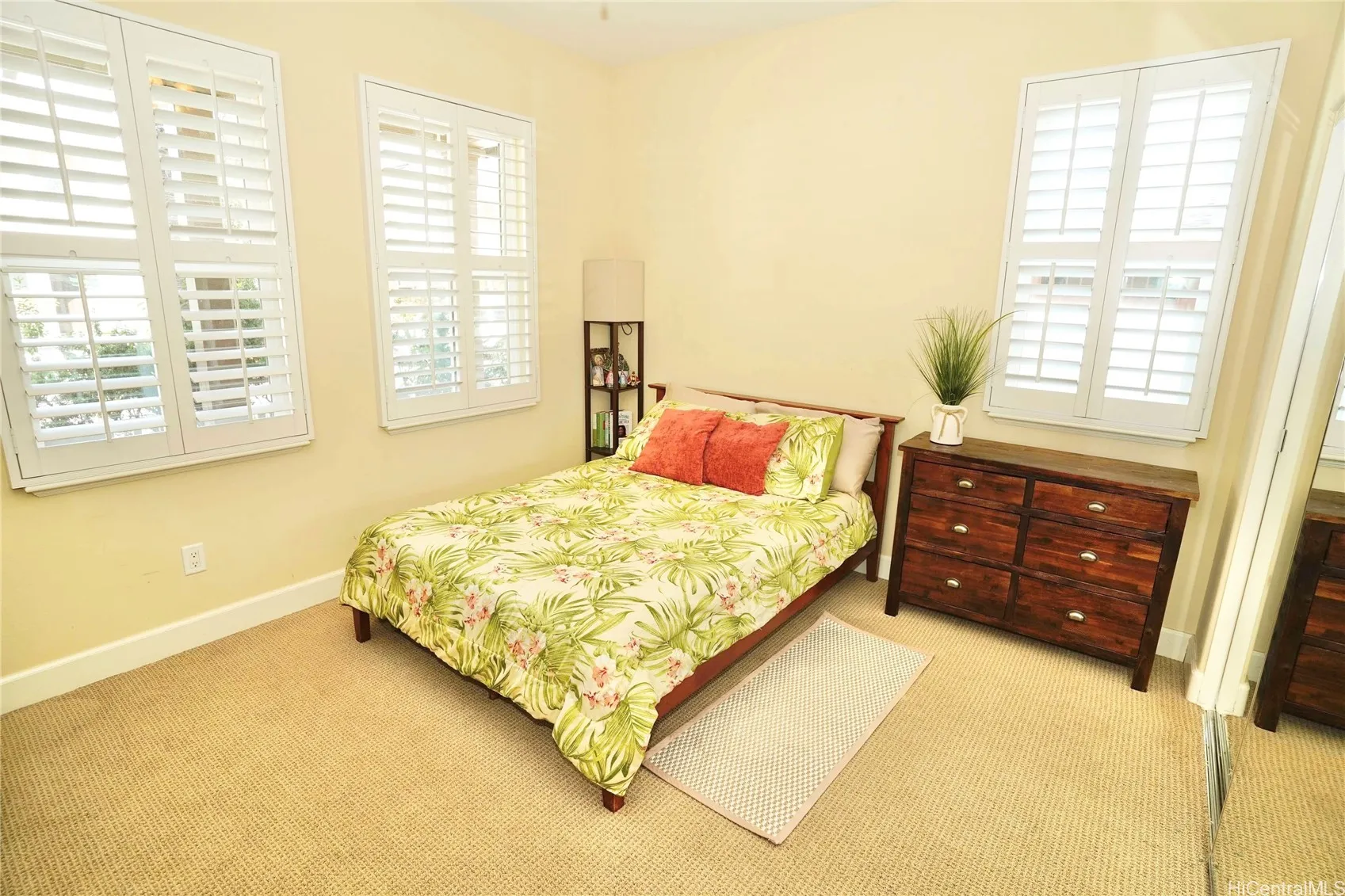 Ewa Beach, Hawaii 96706, United States, 4 Bedrooms Bedrooms, ,3 BathroomsBathrooms,Residential,Active,131587