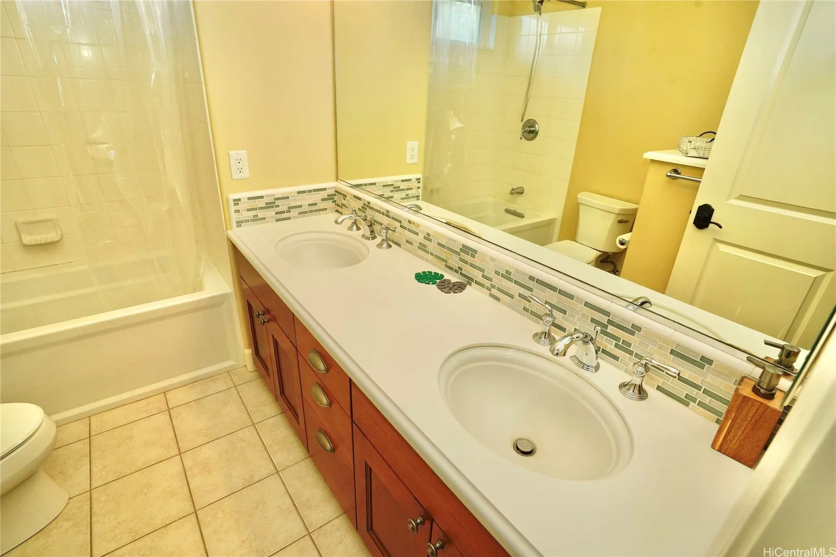 Ewa Beach, Hawaii 96706, United States, 4 Bedrooms Bedrooms, ,3 BathroomsBathrooms,Residential,Active,131587