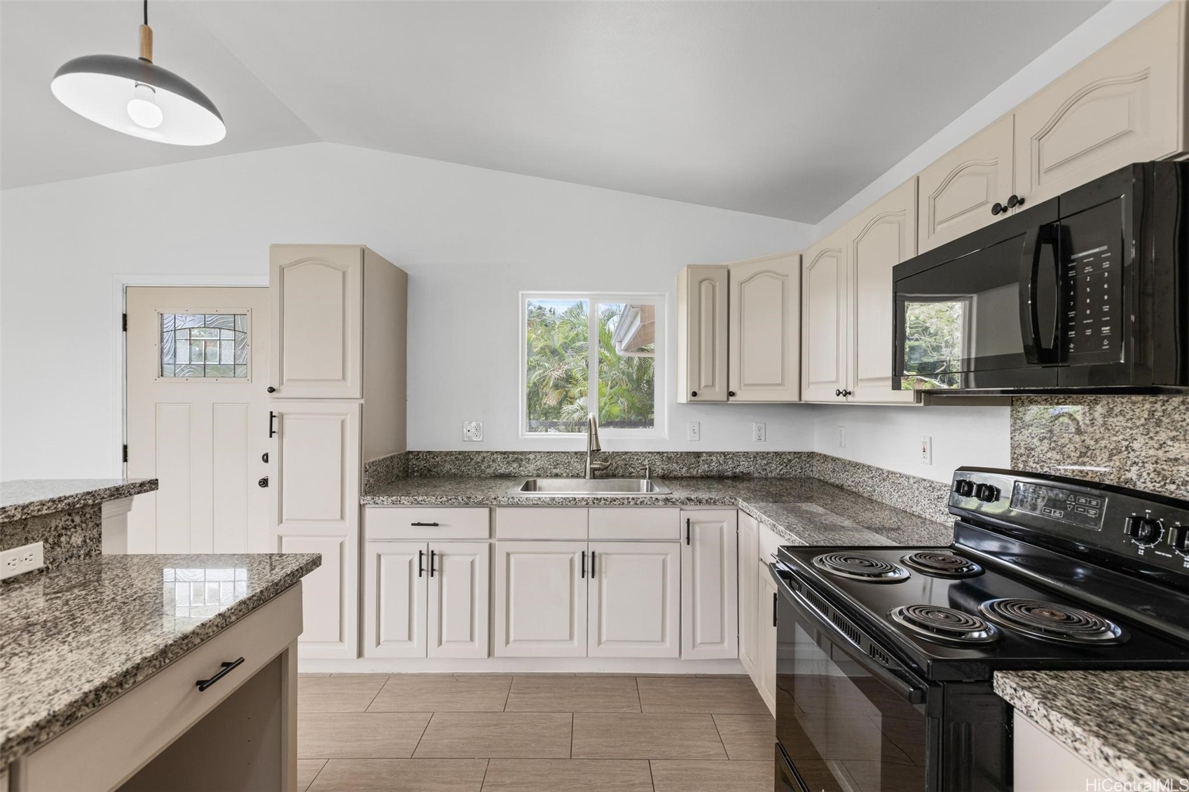 16-2095 Tradewind Dr. Tradewind Drive