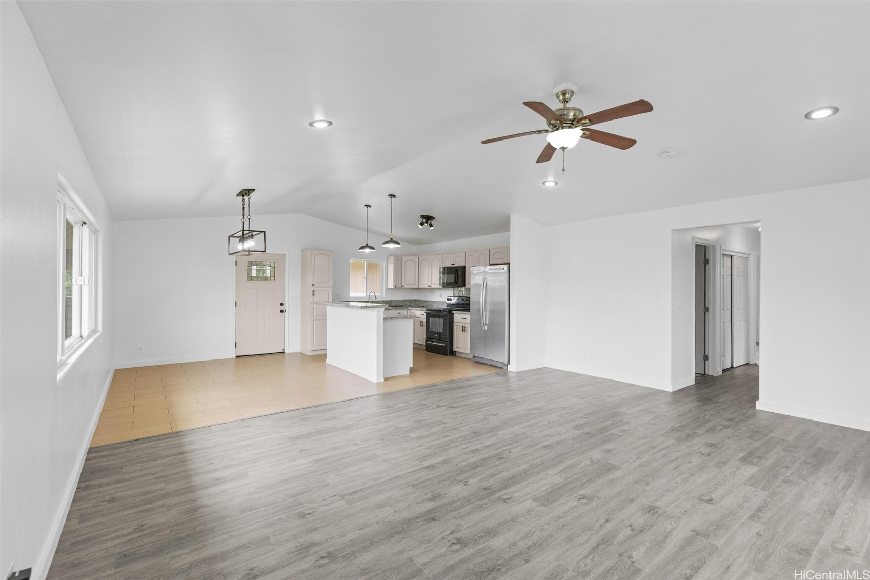 16-2095 Tradewind Dr. Tradewind Drive