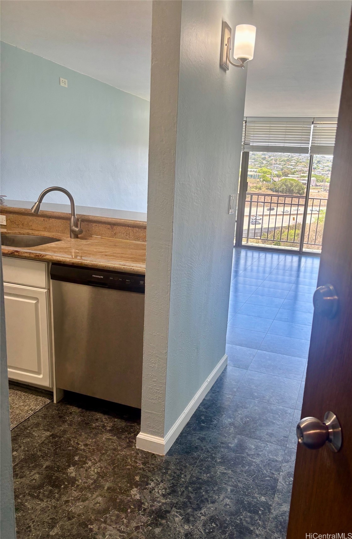 98-500 Koauka Loop 14E