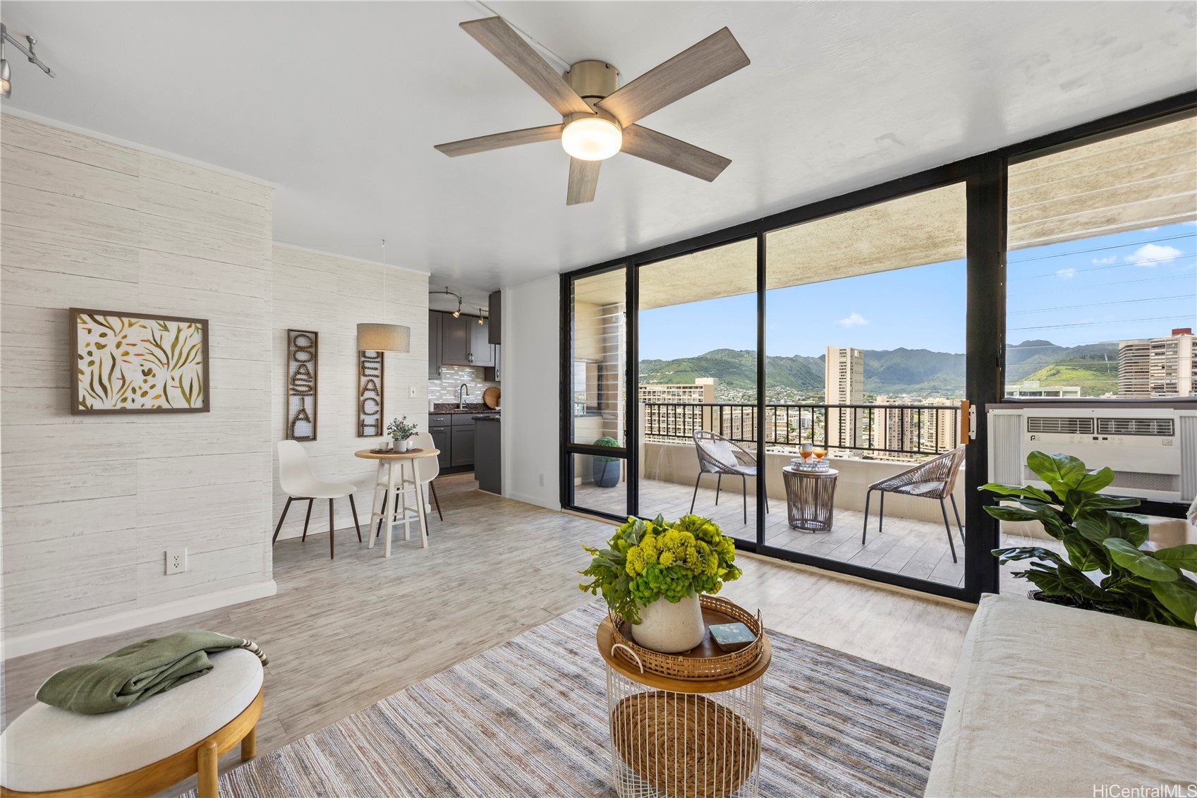 2121 Ala Wai Boulevard 2506