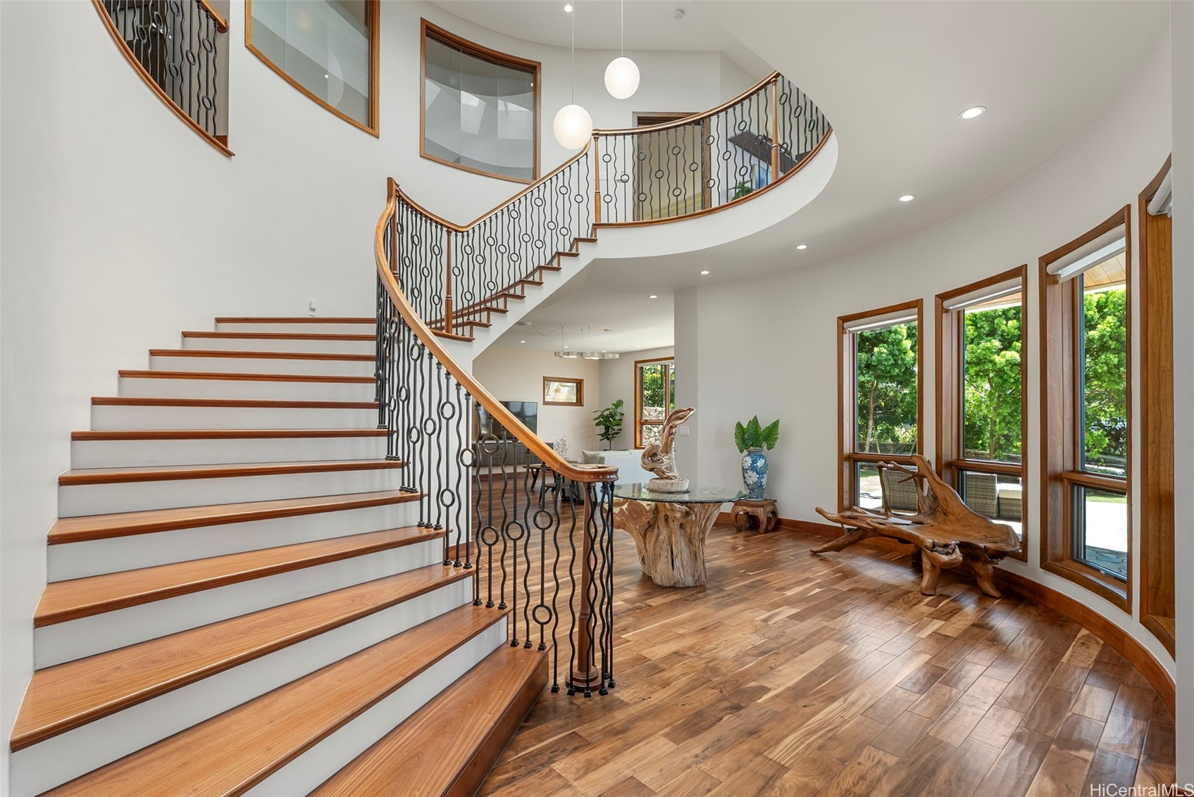 4967 Maunalani Circle B