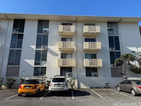 Photo of 2649 Varsity Place #106, Honolulu, HI 96826 (MLS # 202601211)