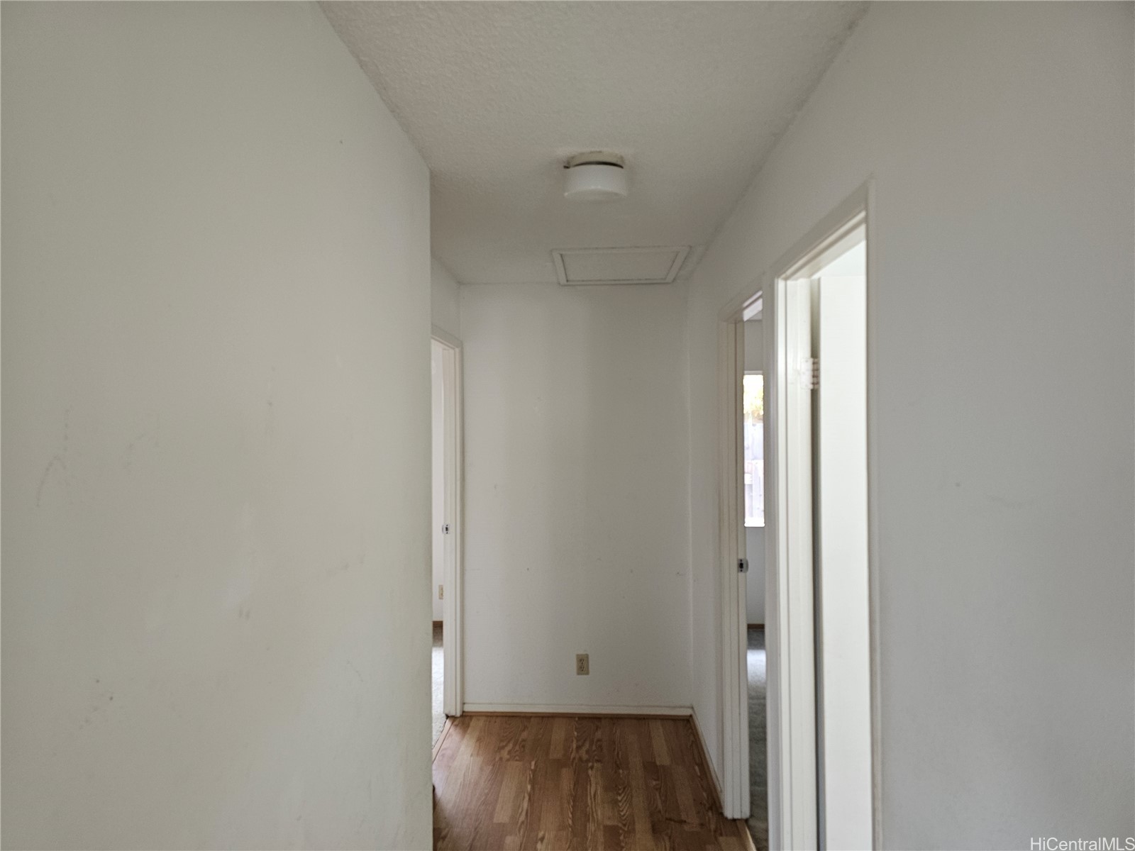 91-1127 Kumulipo Street