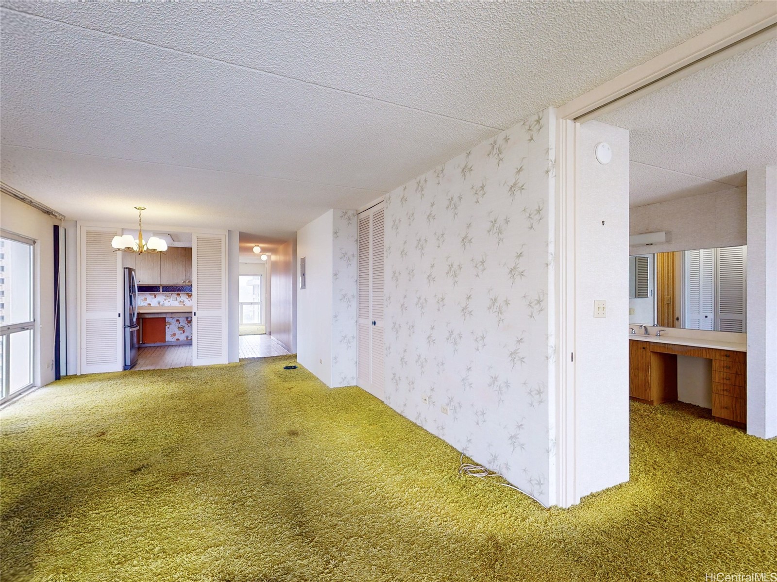 469 Ena Road 2301