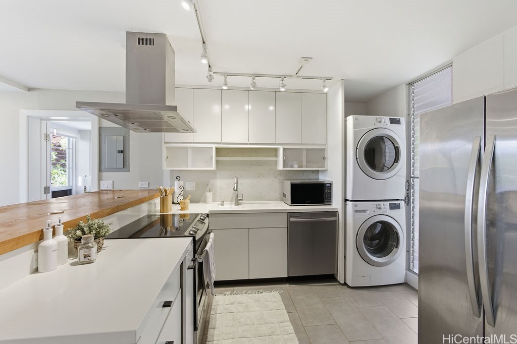 95-061 Waikalani Drive D704