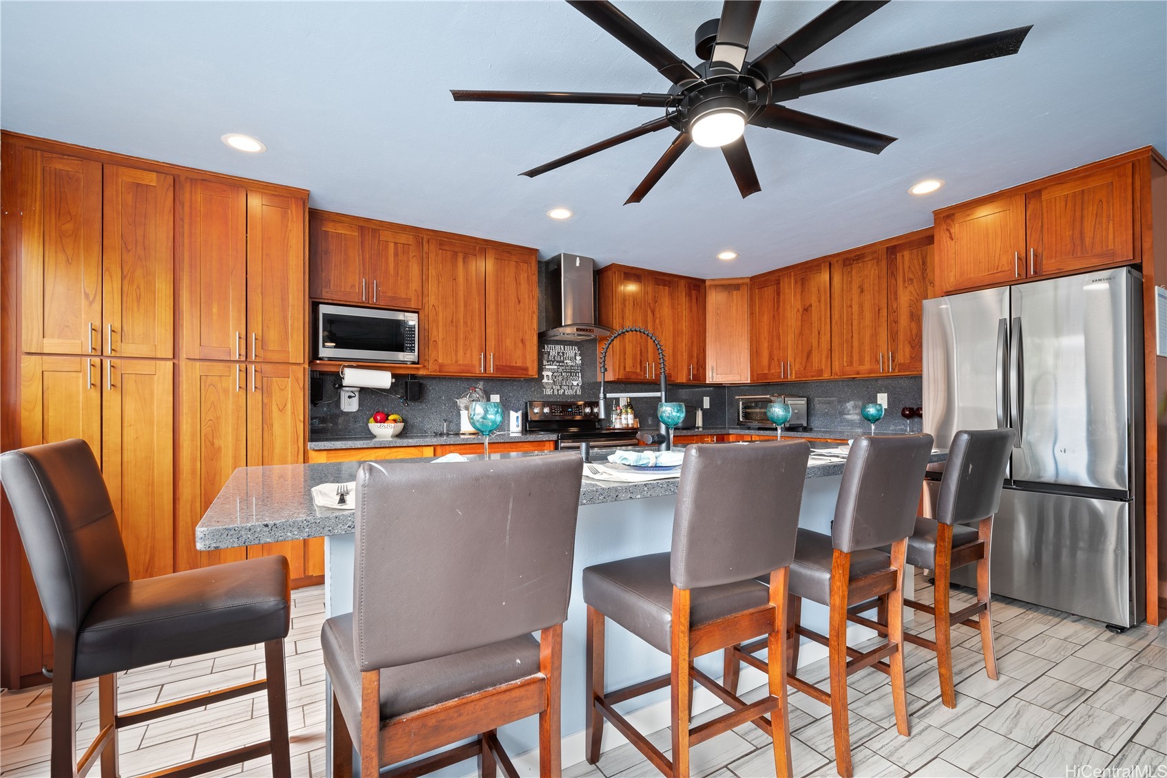 94-1420 Kahuli Street