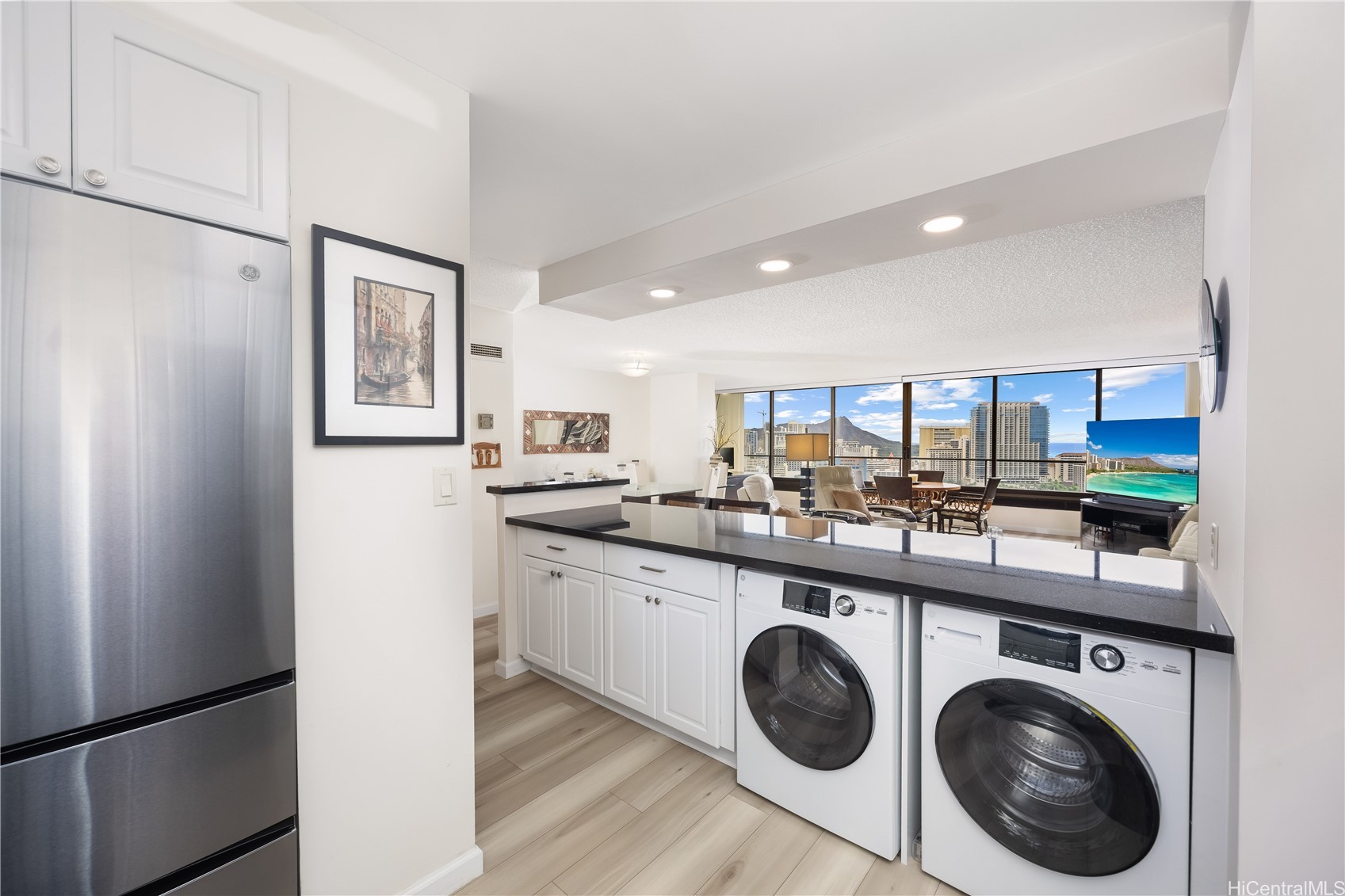 1910 Ala Moana Boulevard 26C