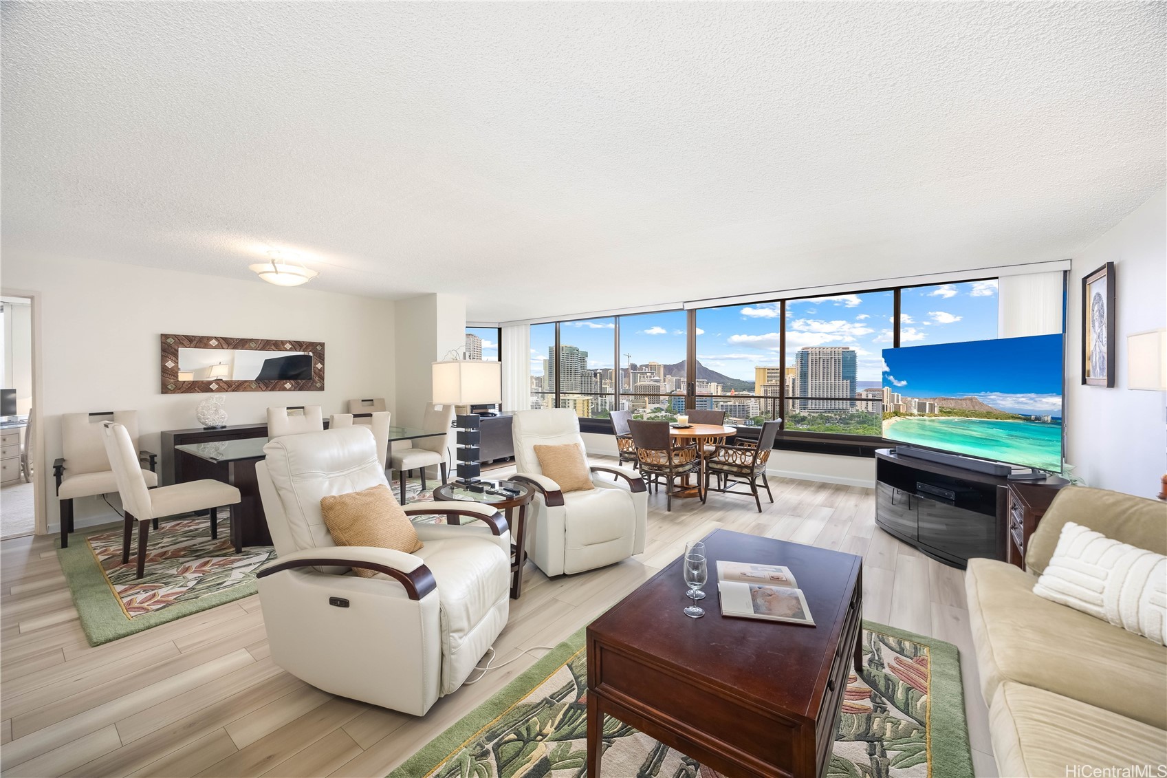 1910 Ala Moana Boulevard 26C