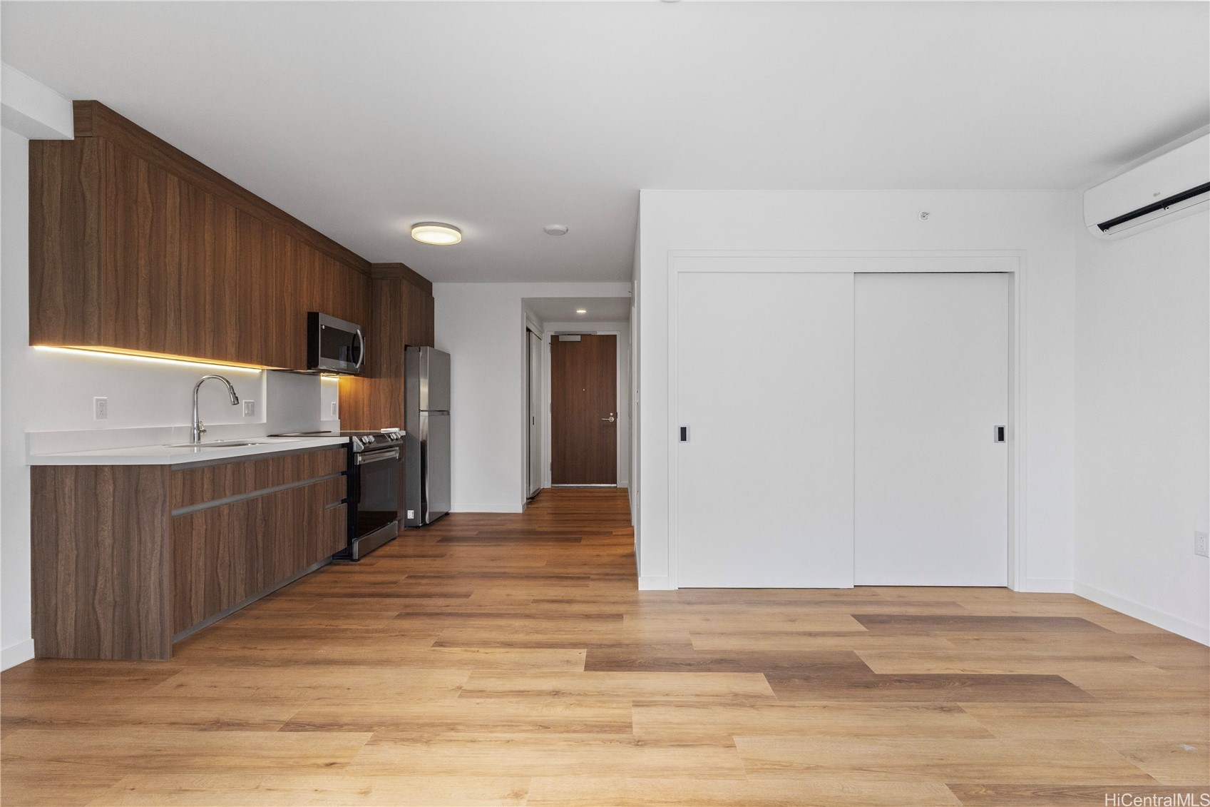 1500 Rycroft Street 310R