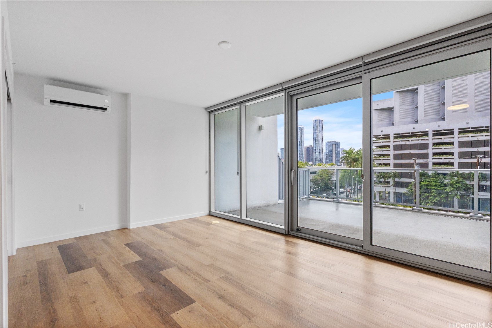 1500 Rycroft Street 310R