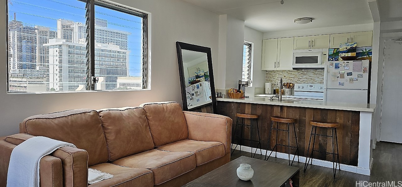 2240 Kuhio Avenue 905