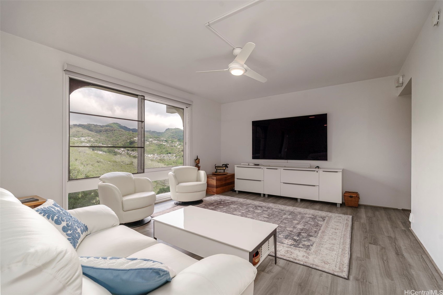 1022 Prospect Street 807D