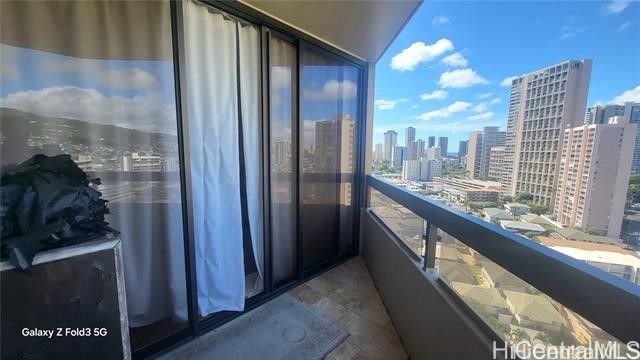 2499 Kapiolani Boulevard 1600