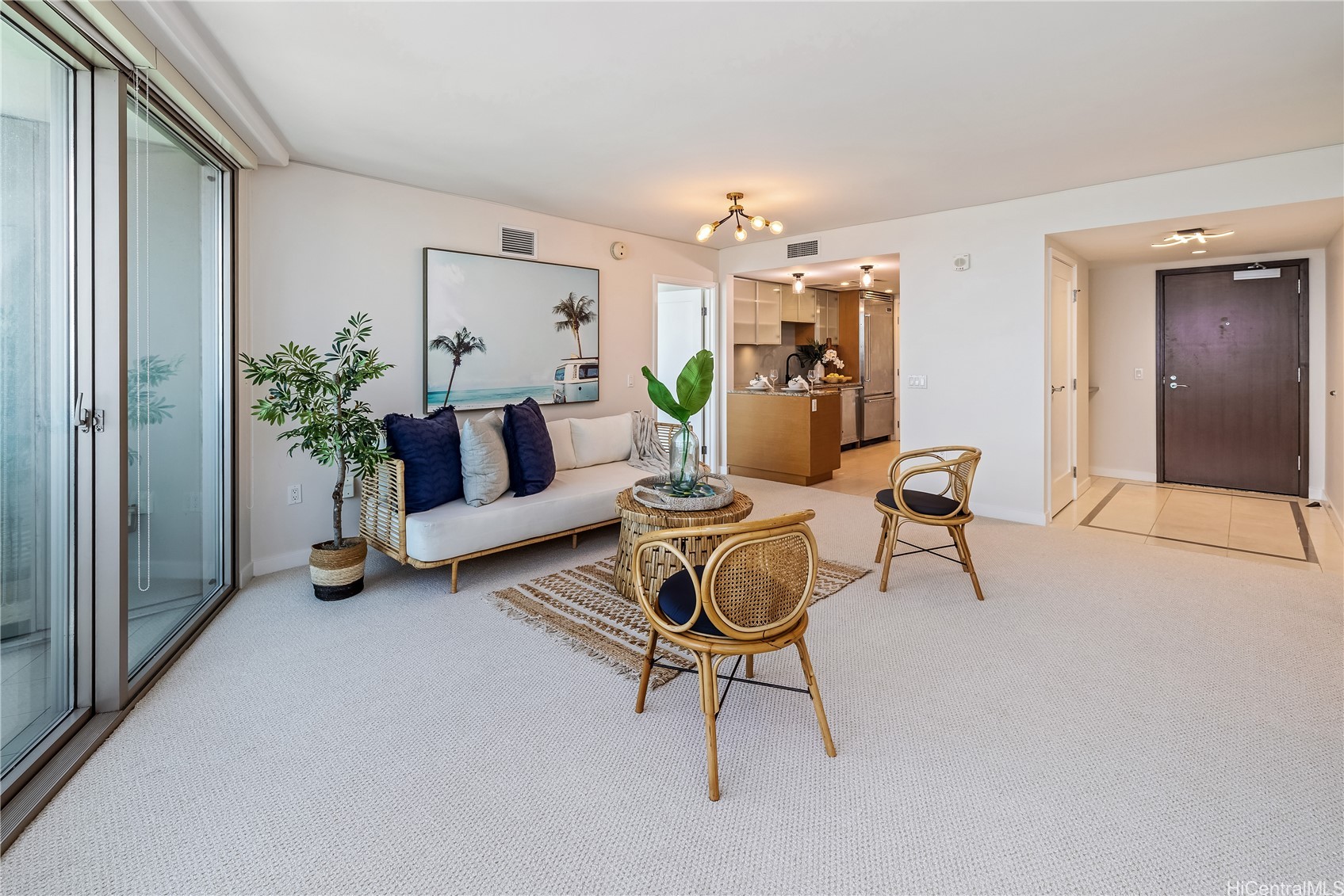 1177 Queen Street 4306