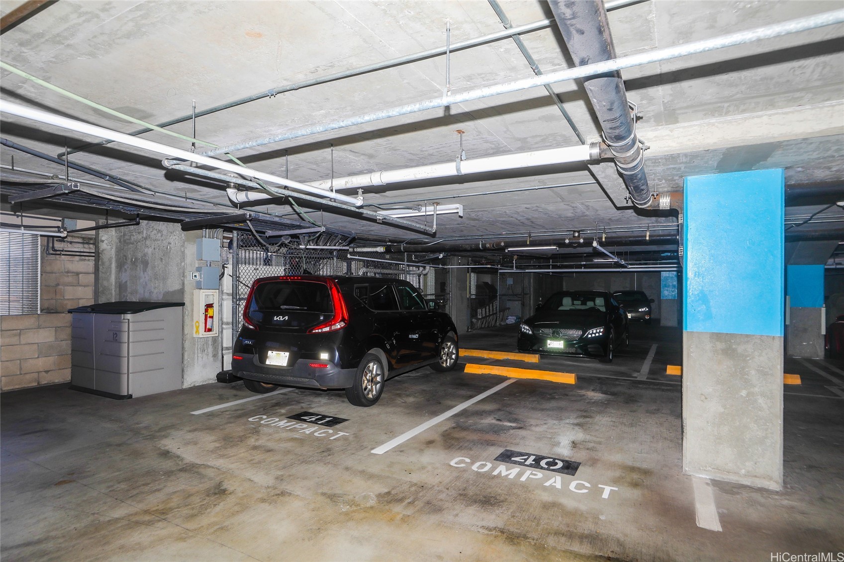 Harbor Court Condominium