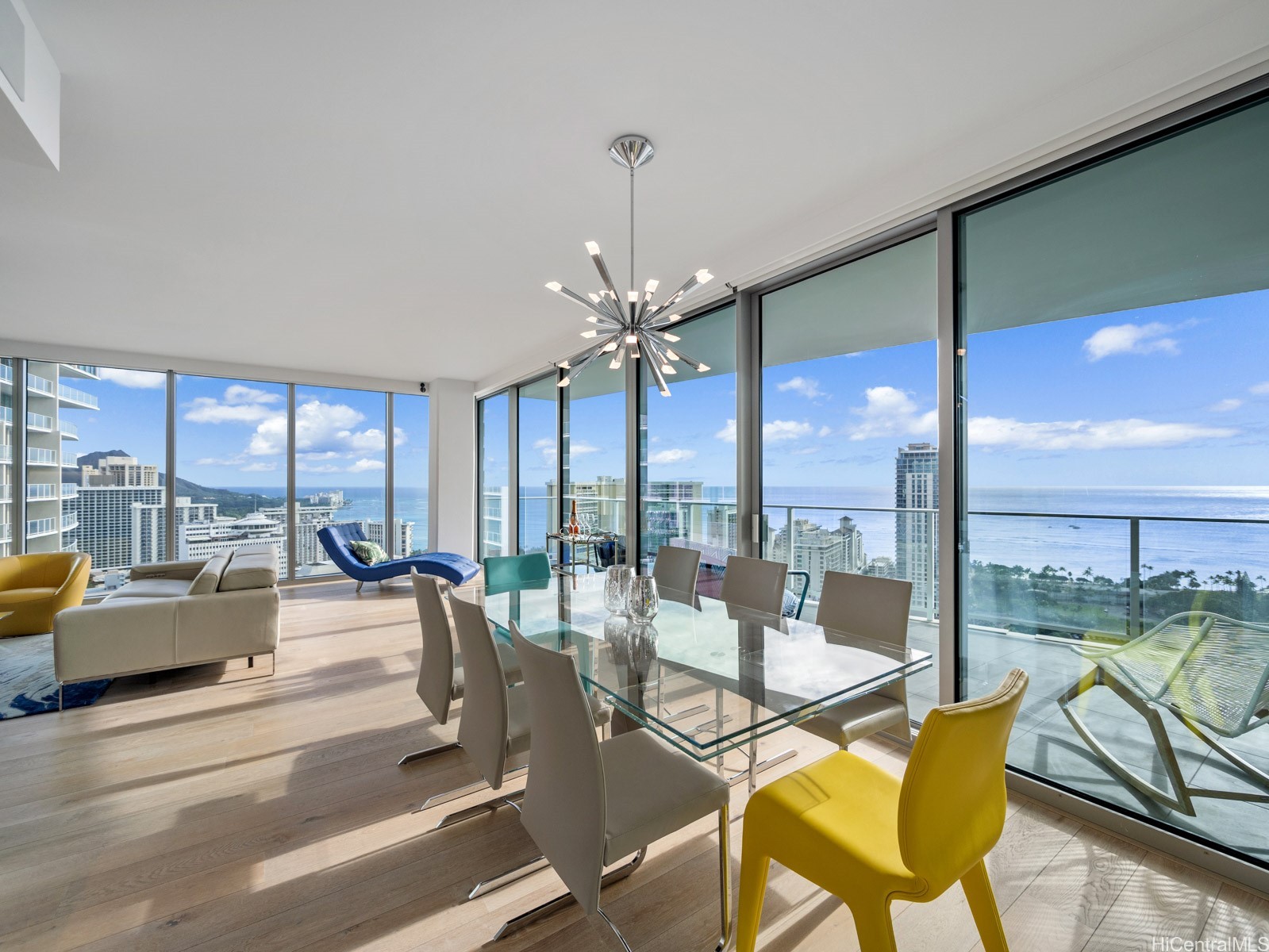 383 Kalaimoku Street 3307