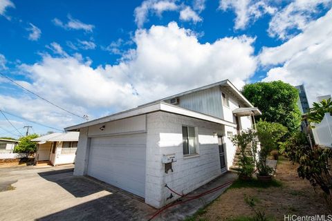 Photo of 1122 4th Avenue #A, Honolulu, HI 96816 (MLS # 202521515)