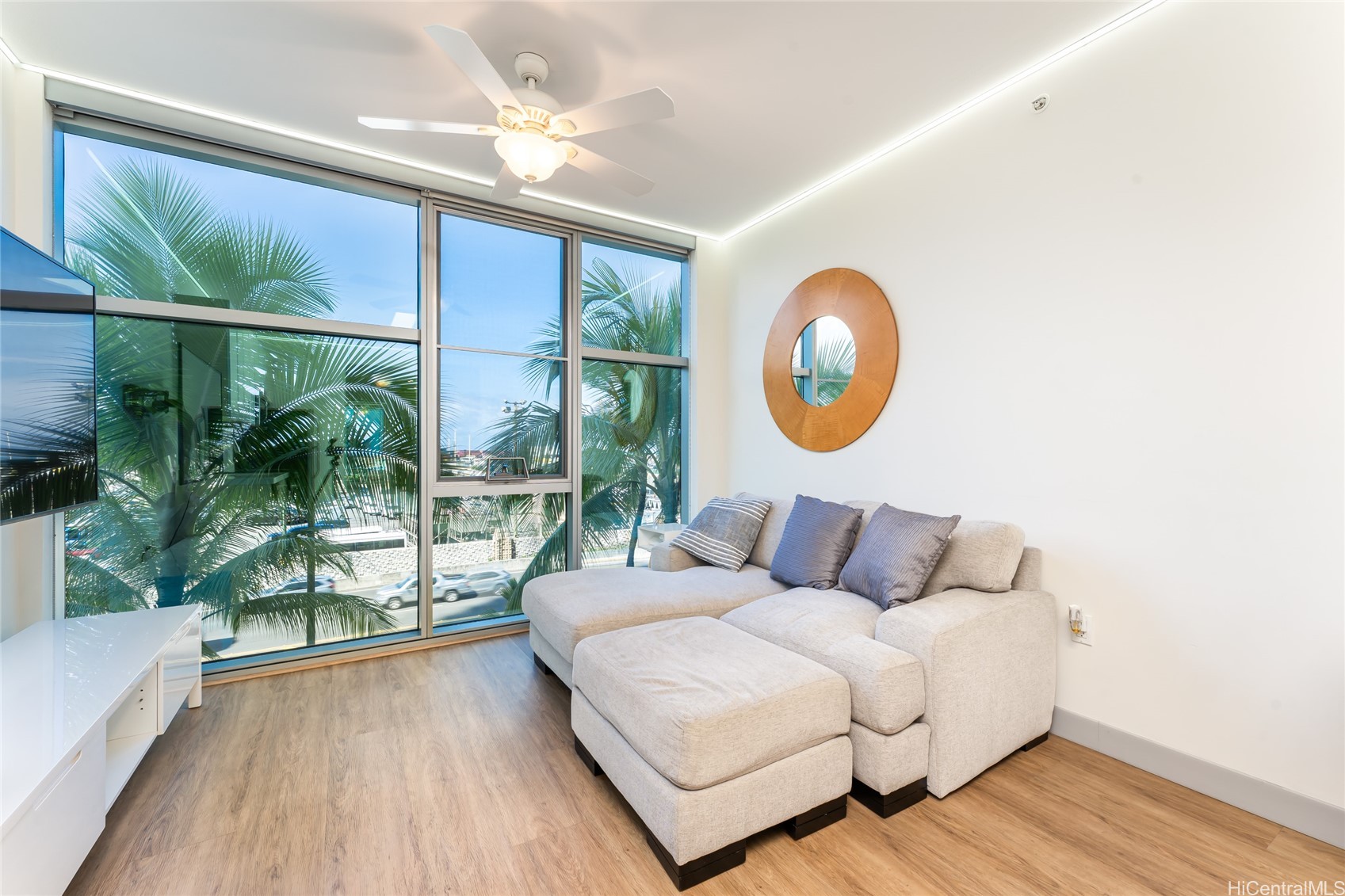 610 Ala Moana Boulevard M311