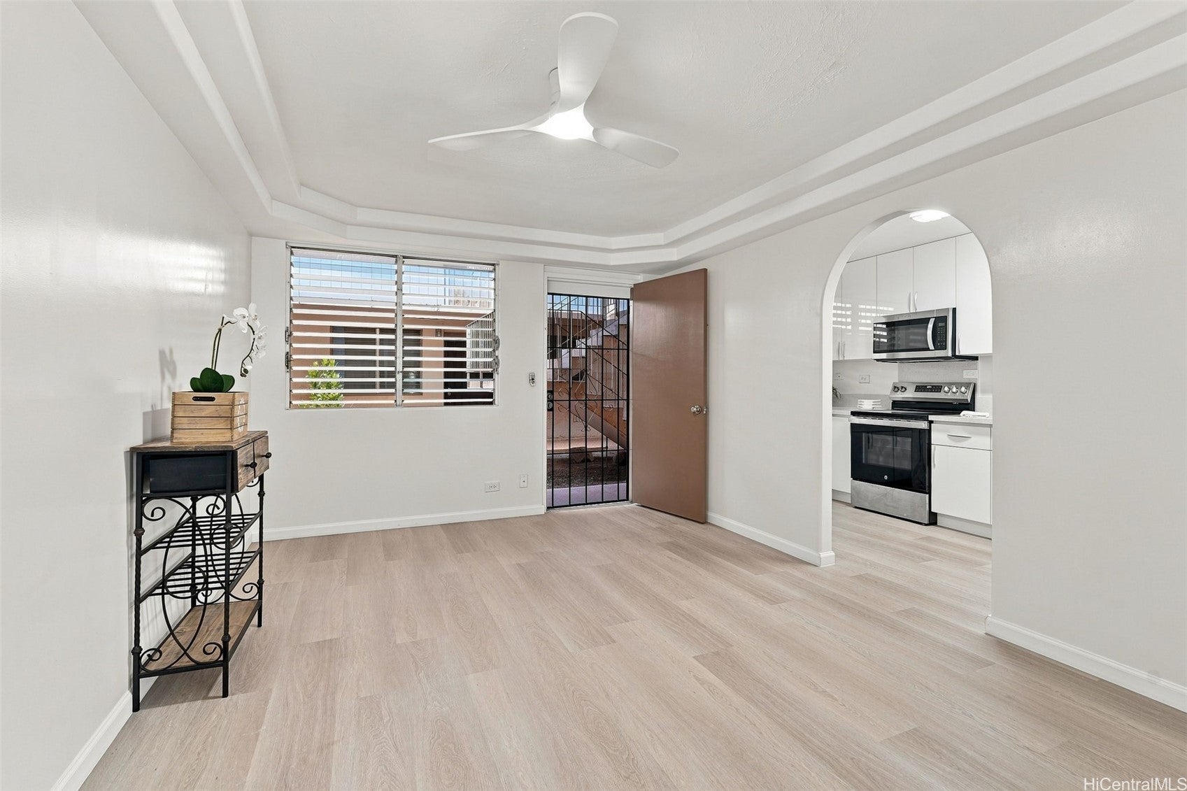 94-245 Leowahine Street 1022