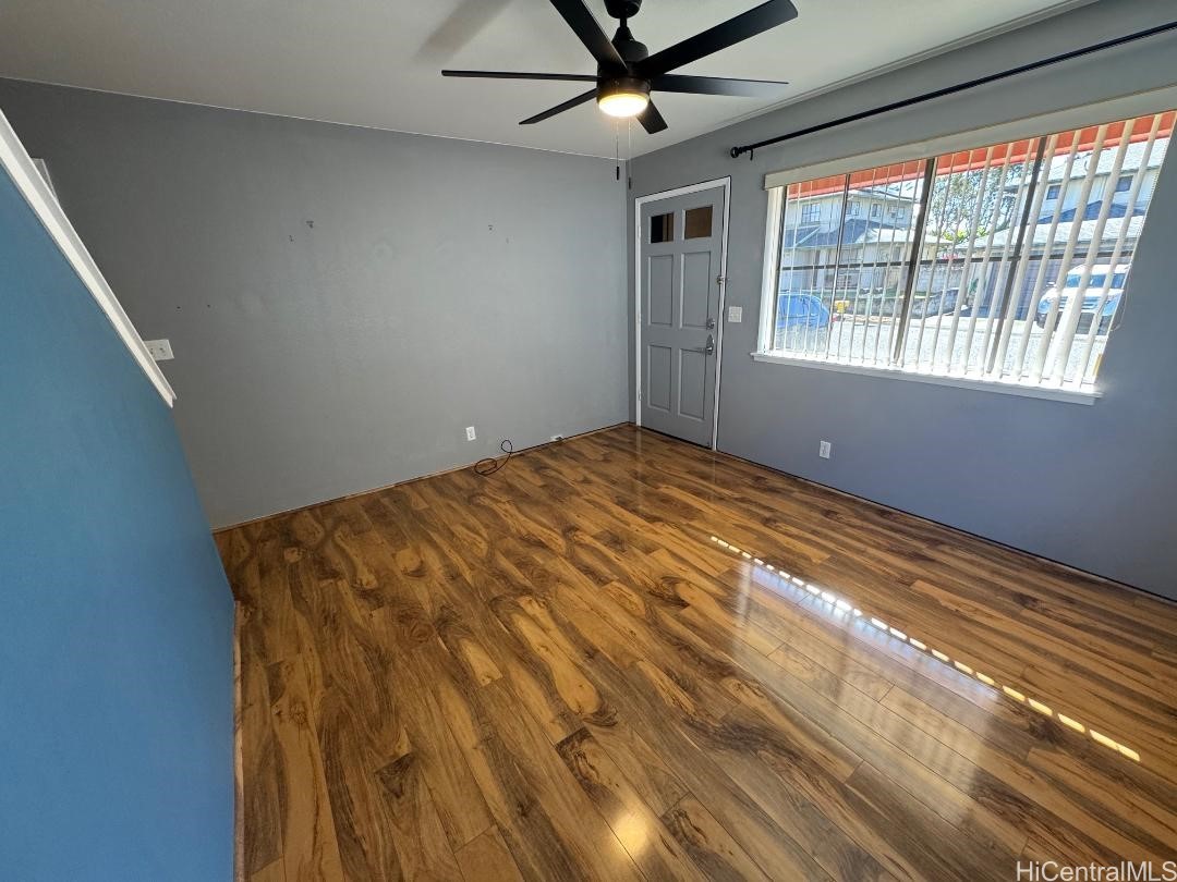 95-1078 Kahakiki Street