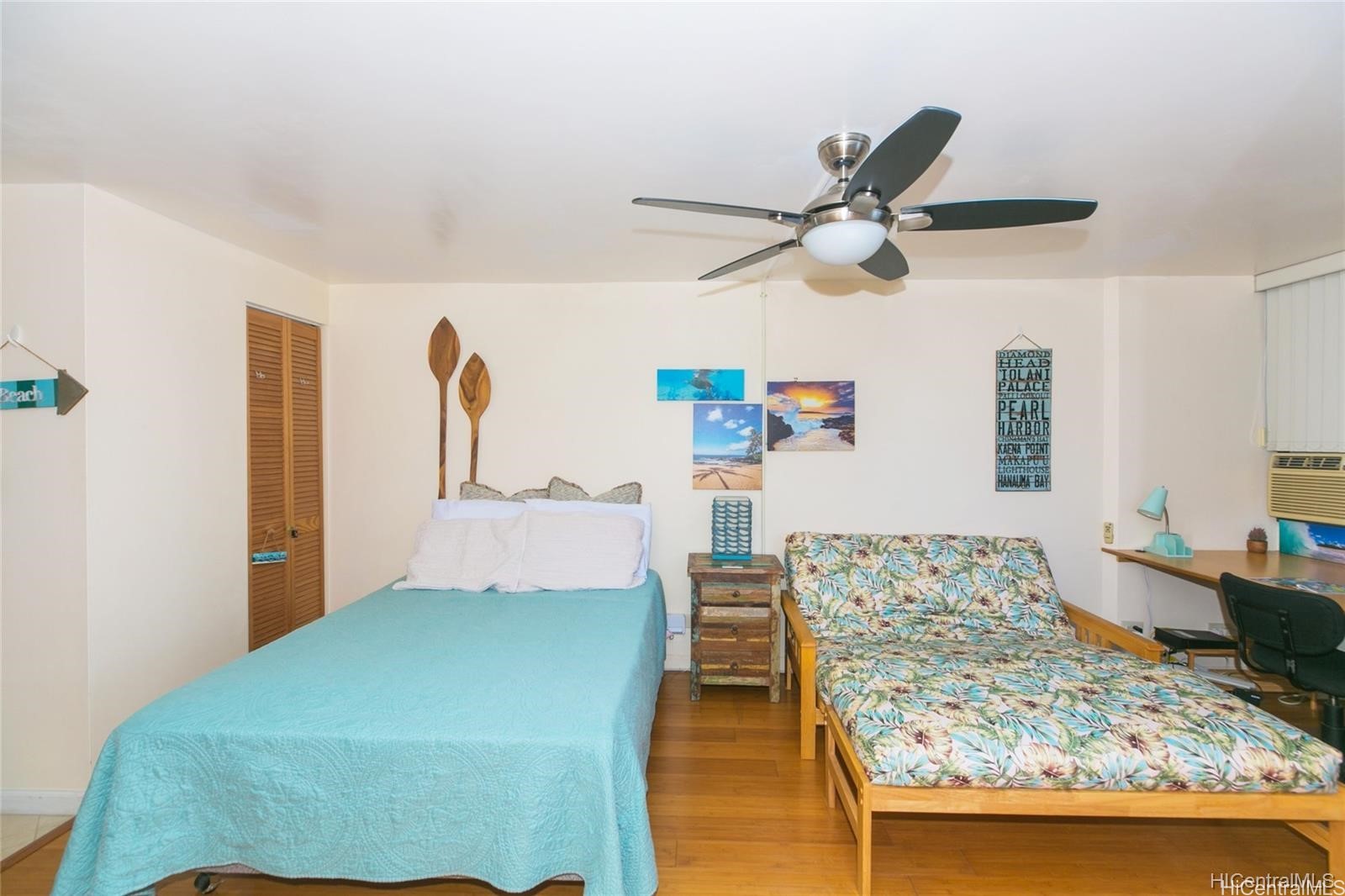 1700 Ala Moana Boulevard 1602