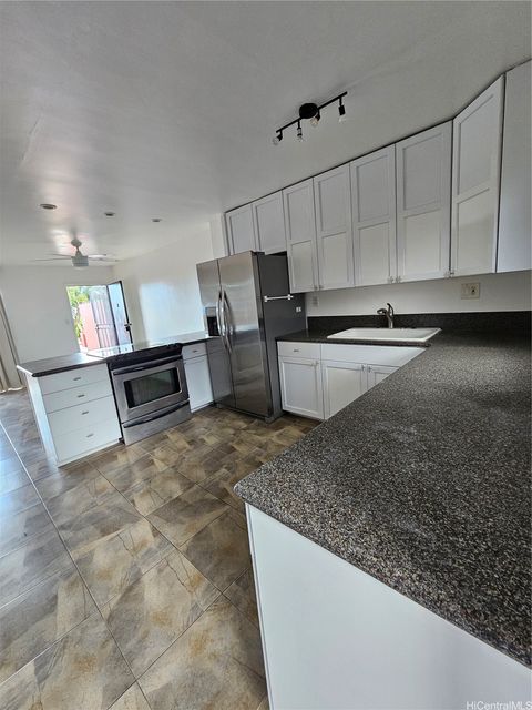 92-936 Palailai Street 84 Kapolei HI 96707