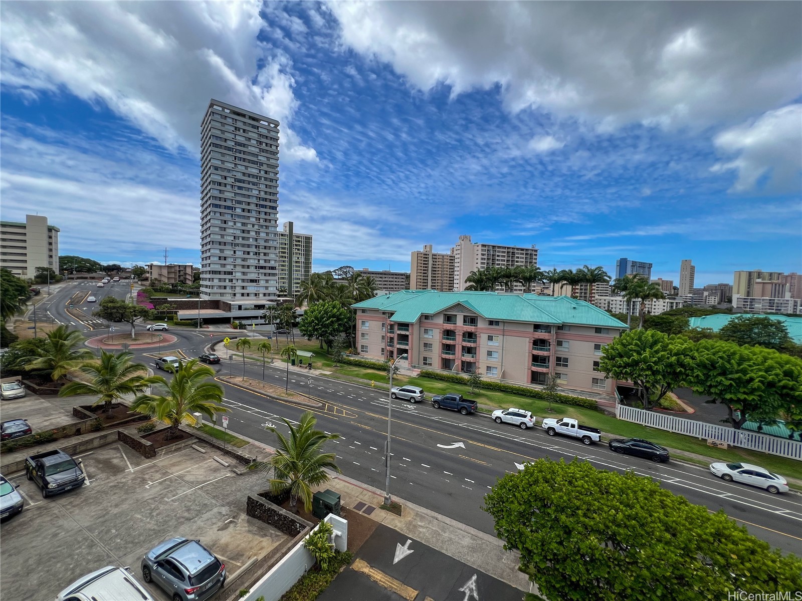 1077 Ala Napunani Street 606