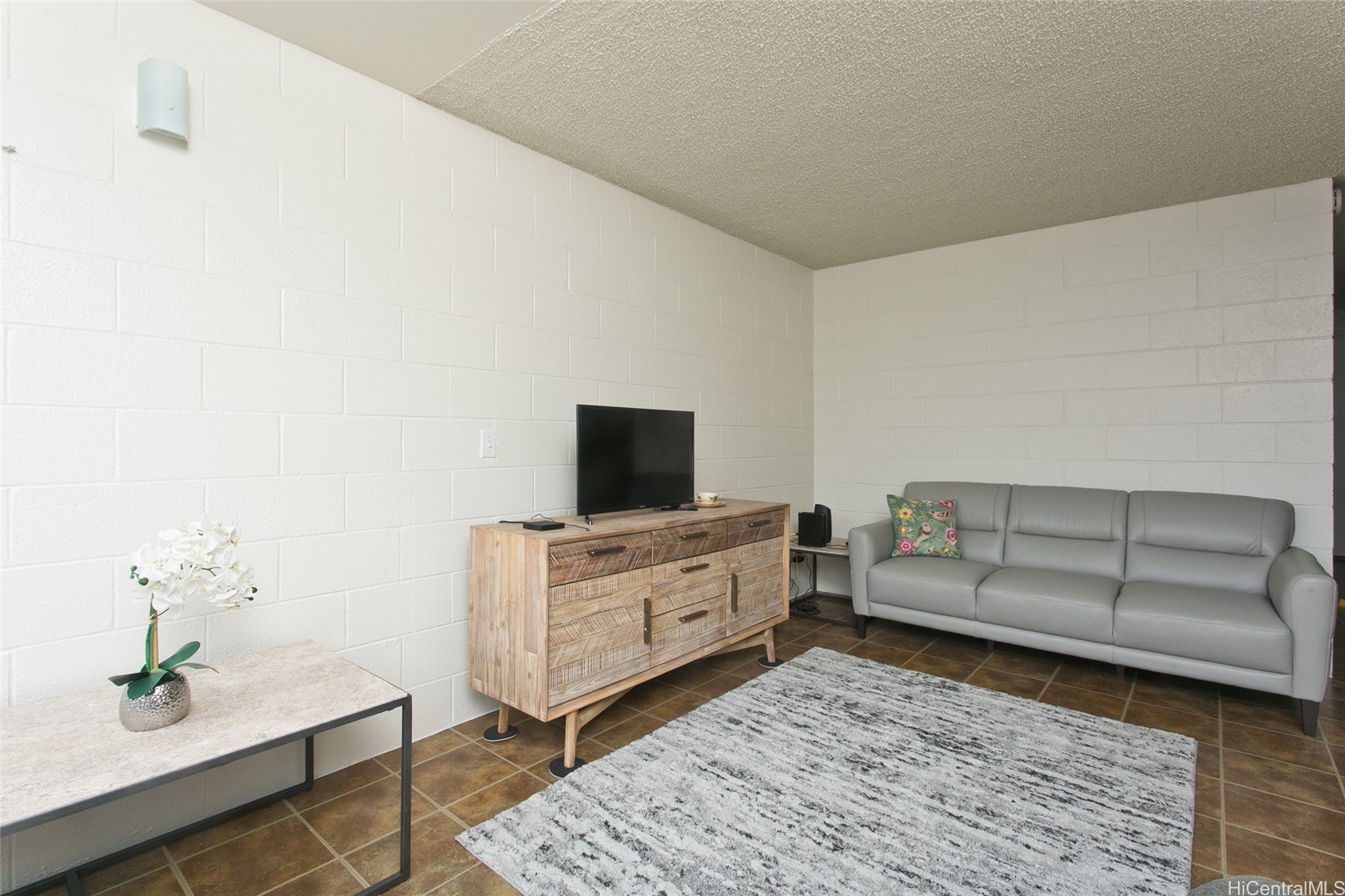 1555 Pohaku Street A202