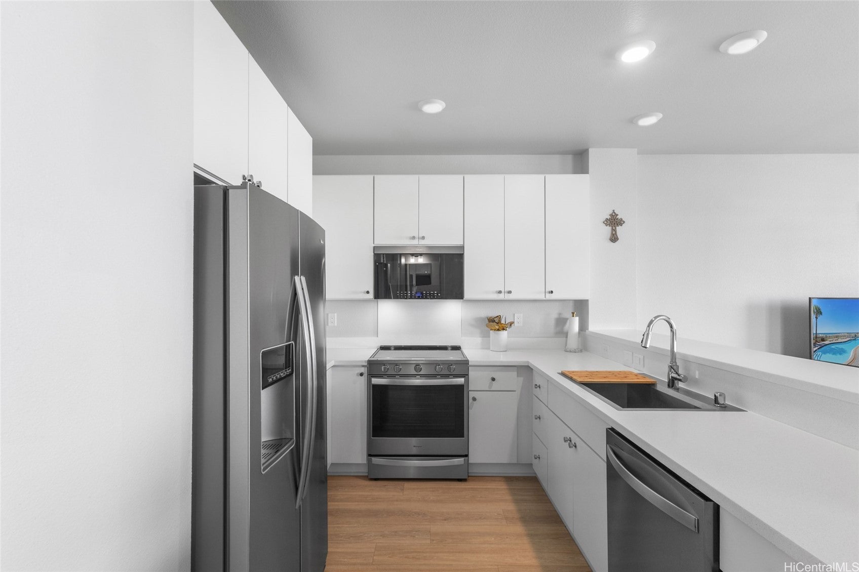 91-4099 Hikuono Street 108
