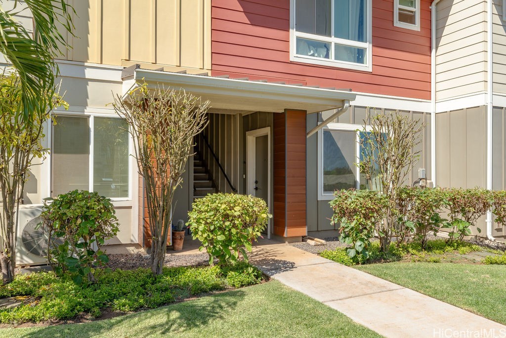 91-3575 Kamolehonua Street 905